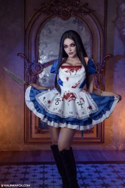 Alice cosplay from Alice: Madness Returns by Kalinka Fox