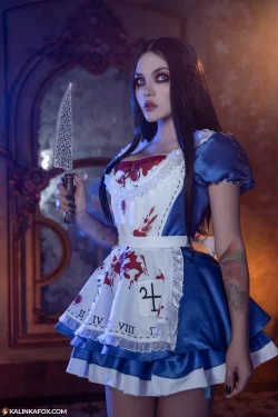 Alice cosplay from Alice: Madness Returns by Kalinka Fox