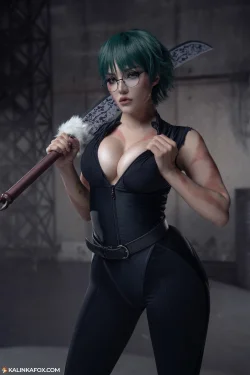 Maki Zenin cosplay from Jujutsu Kaisen by Kalinka Fox