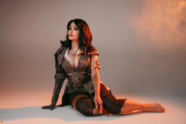 Lune cosplay from Expedition 33 by Kalinka Fox