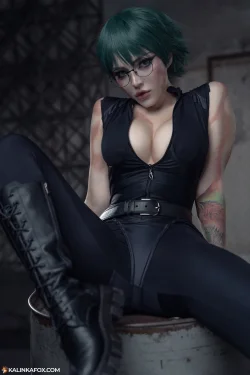 Maki Zenin cosplay from Jujutsu Kaisen by Kalinka Fox
